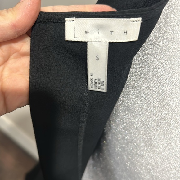 Nordstrom Leith Crepe Black Sheath Shift Dress - Picture 3 of 3